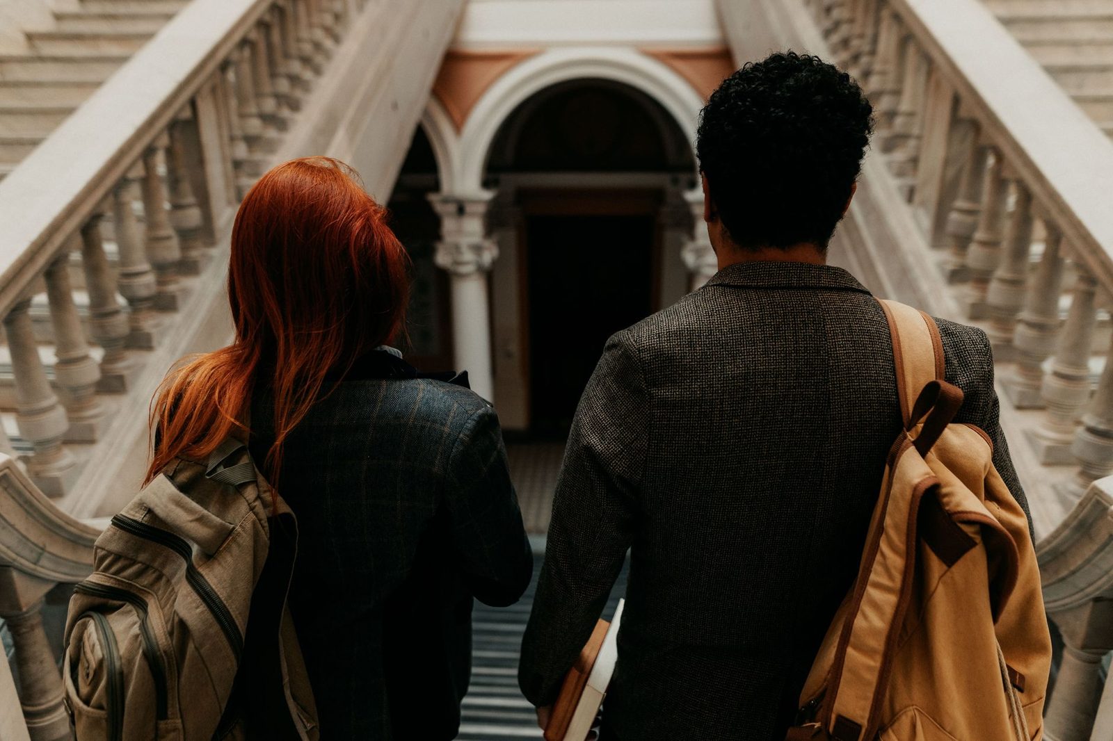 Students walking on a college campus